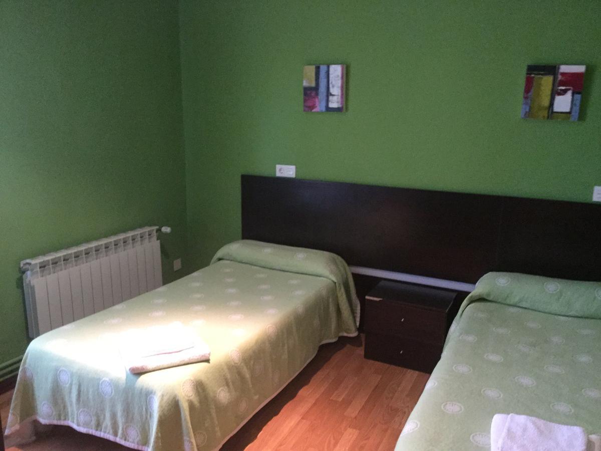 Hostal Carazo Torquemada Eksteriør bilde