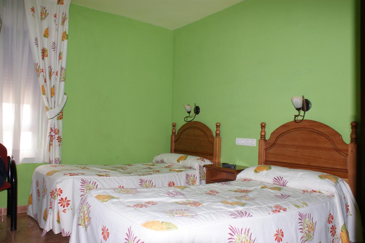 Hostal Carazo Torquemada Eksteriør bilde