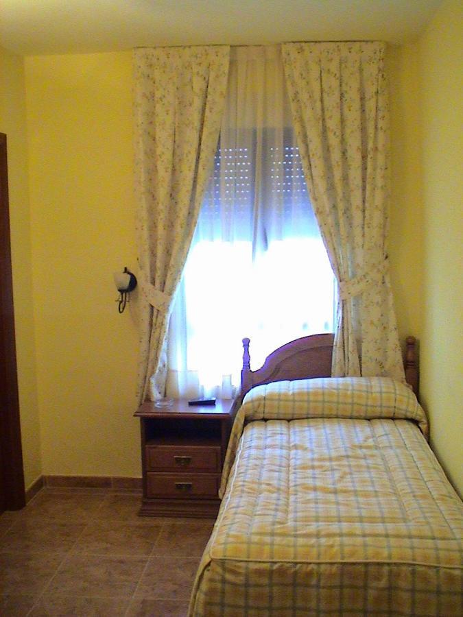 Hostal Carazo Torquemada Eksteriør bilde